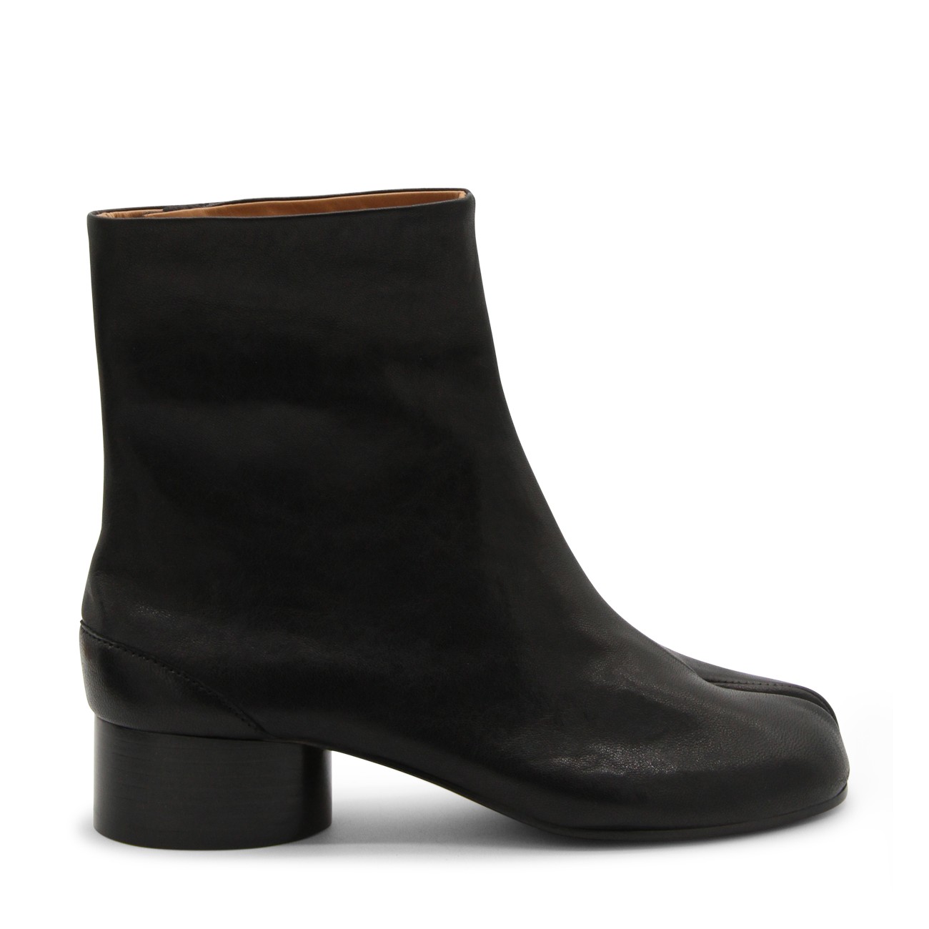 BLACK LEATHER TABI BOOTS